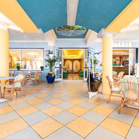 Hotel Ettoral リド・ディ・イエゾロ エクステリア 写真