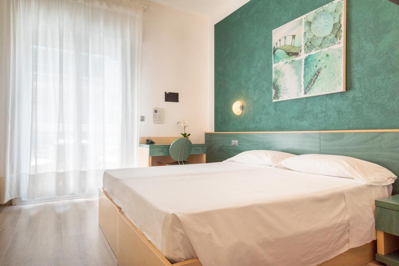 Hotel Ettoral リド・ディ・イエゾロ エクステリア 写真