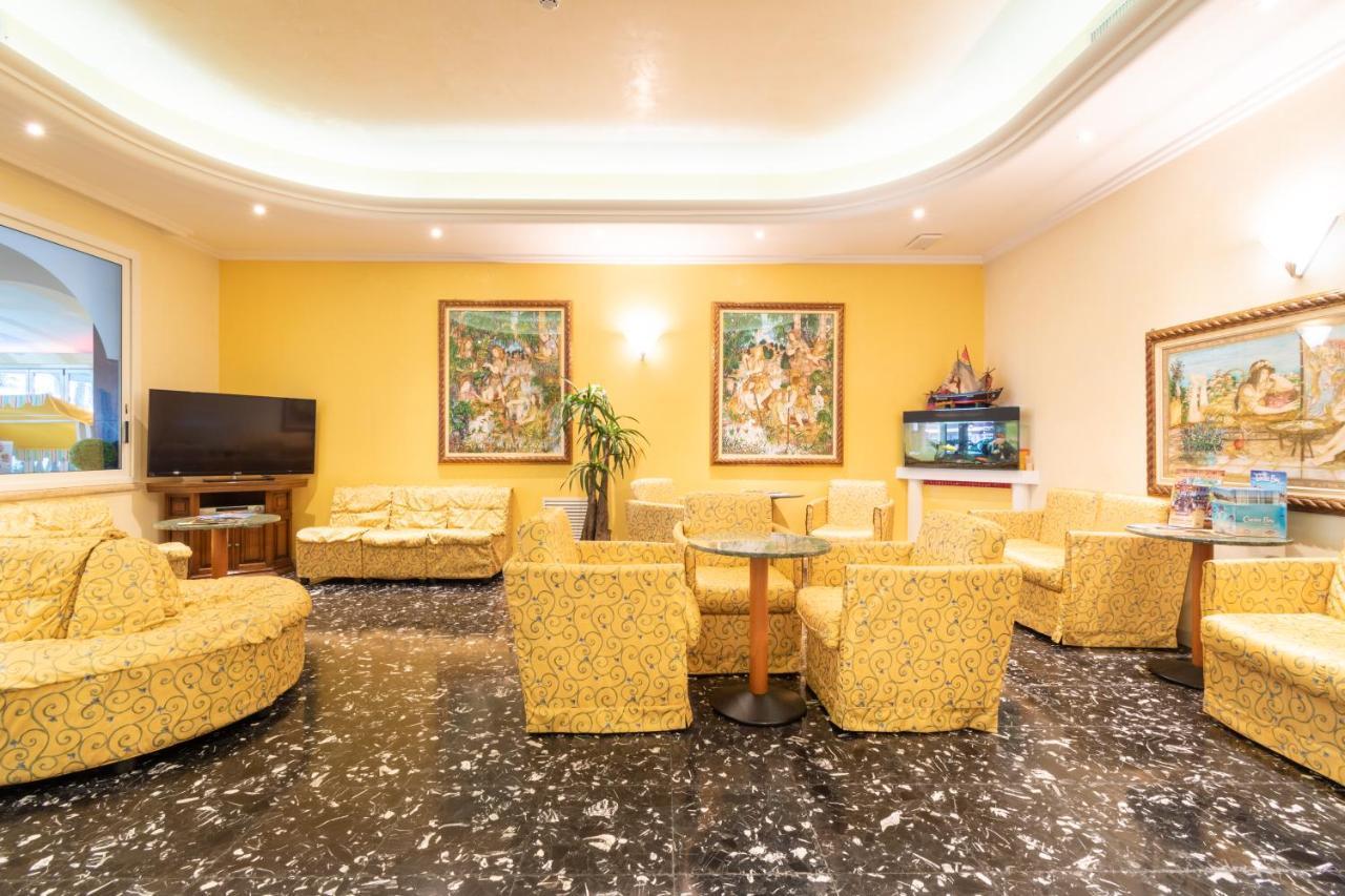 Hotel Ettoral リド・ディ・イエゾロ エクステリア 写真